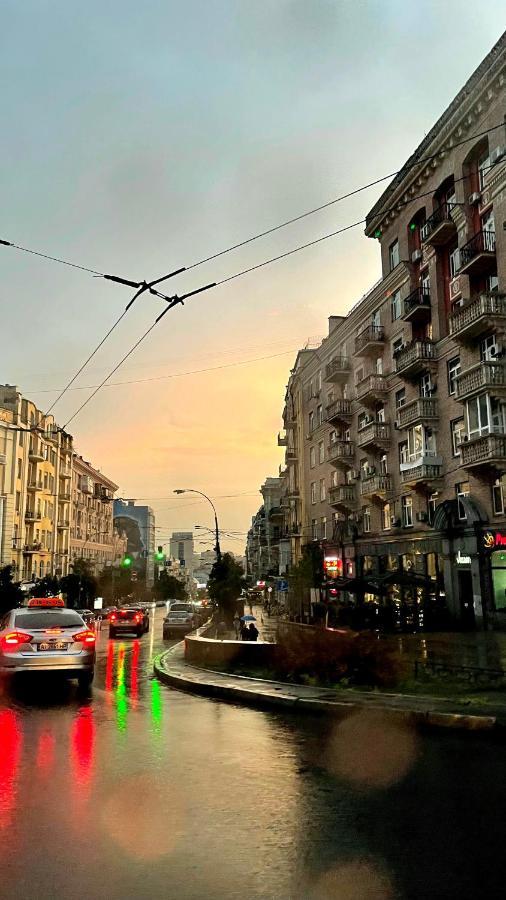 Rv Old City Apartment Velyka Vasylkivska 28,Self Check-In 24Х7 كييف المظهر الخارجي الصورة