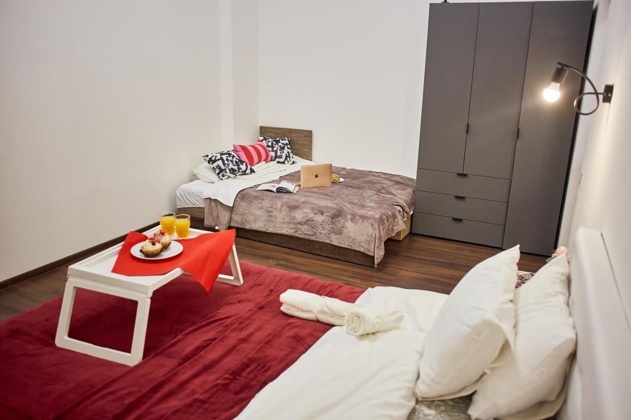 Rv Old City Apartment Velyka Vasylkivska 28,Self Check-In 24Х7 كييف المظهر الخارجي الصورة