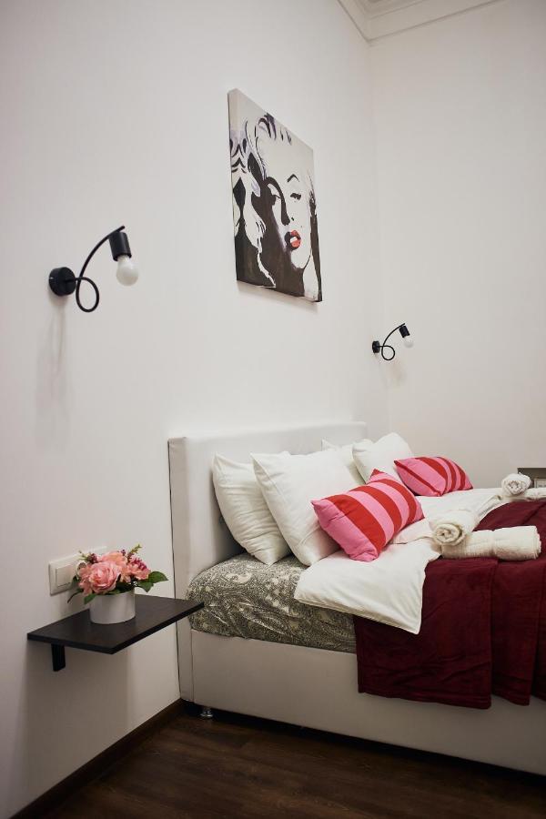 Rv Old City Apartment Velyka Vasylkivska 28,Self Check-In 24Х7 كييف المظهر الخارجي الصورة