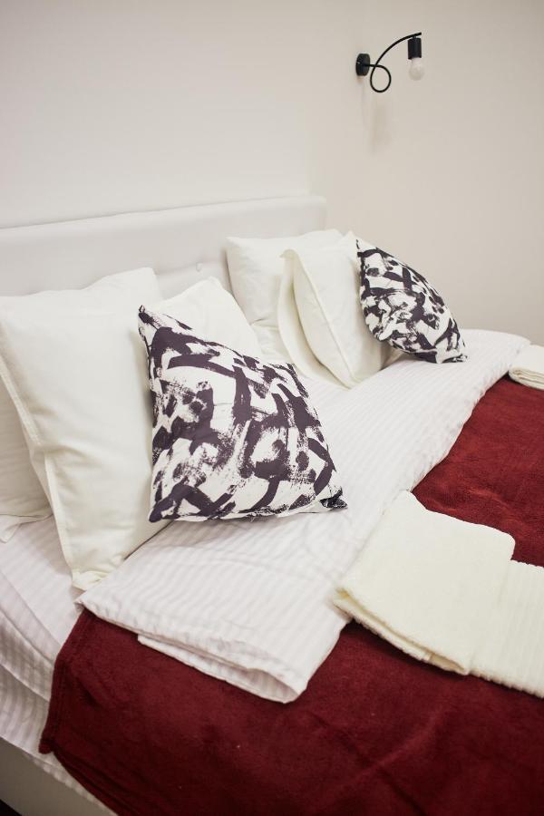 Rv Old City Apartment Velyka Vasylkivska 28,Self Check-In 24Х7 كييف المظهر الخارجي الصورة