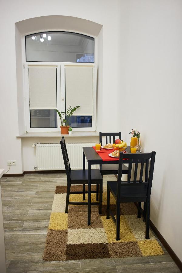 Rv Old City Apartment Velyka Vasylkivska 28,Self Check-In 24Х7 كييف المظهر الخارجي الصورة
