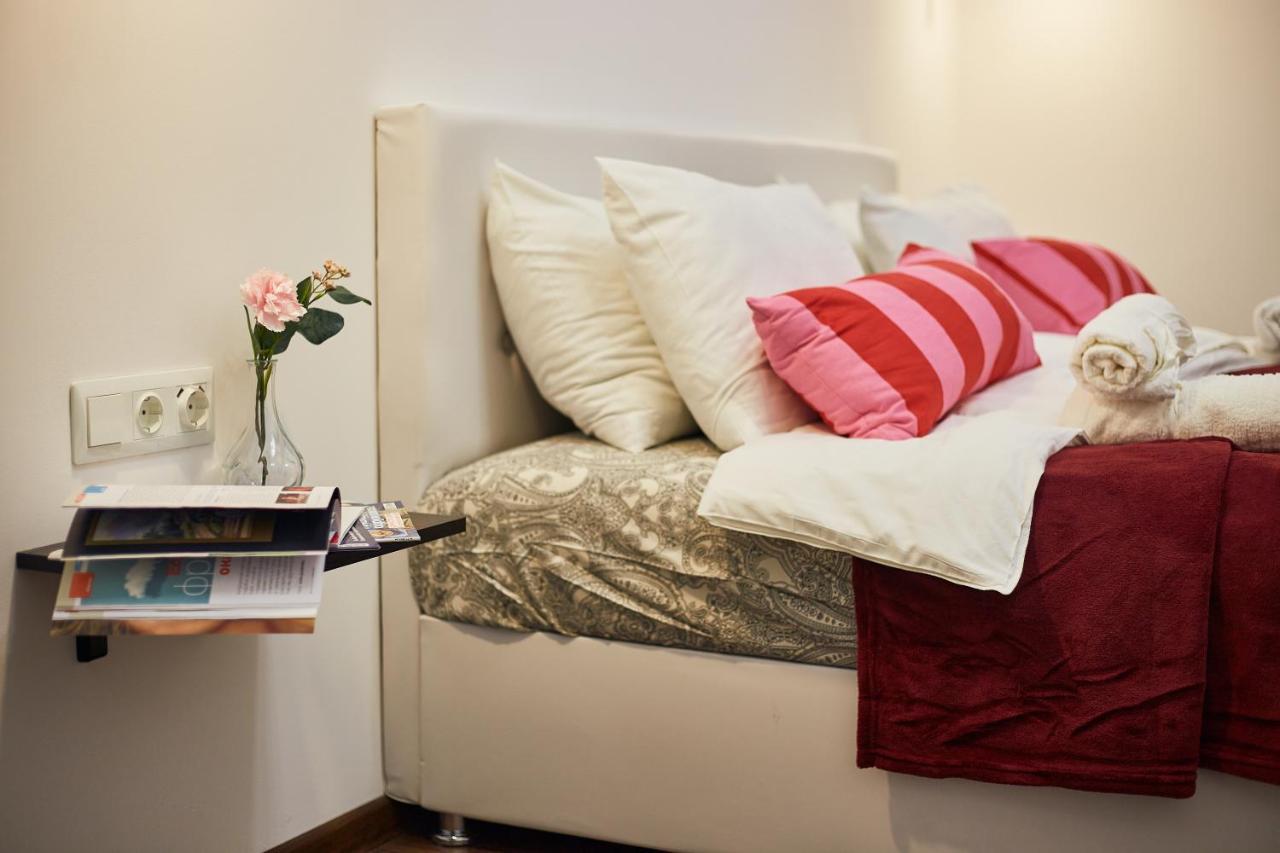 Rv Old City Apartment Velyka Vasylkivska 28,Self Check-In 24Х7 كييف المظهر الخارجي الصورة