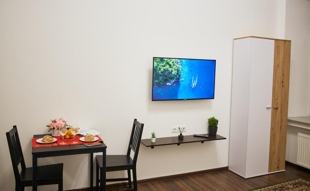 Rv Old City Apartment Velyka Vasylkivska 28,Self Check-In 24Х7 كييف المظهر الخارجي الصورة